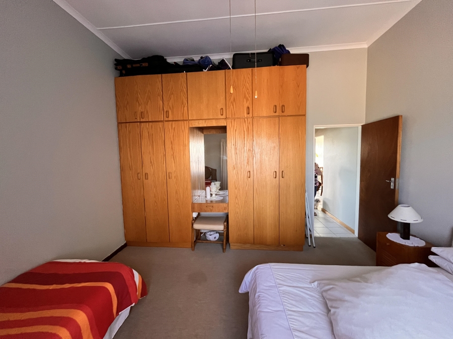 5 Bedroom Property for Sale in Lamberts Bay Western Cape